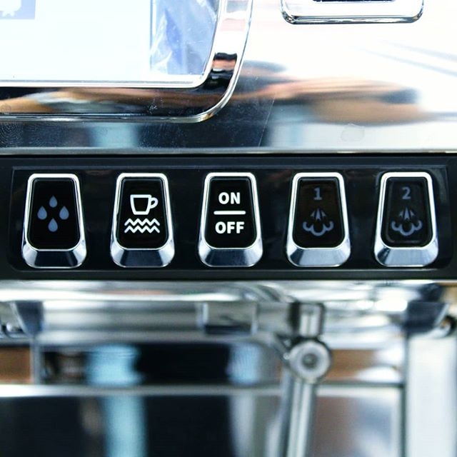 картинка Кофемашина Nuova Simonelli Aurelia WAVE T3 2 GR высокие группы